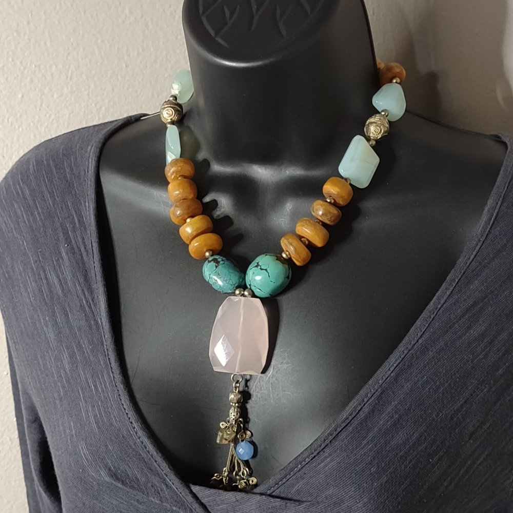 Very Awesome Stone, Wood, And Glass Bead Necklace 18.25 Inches Long
